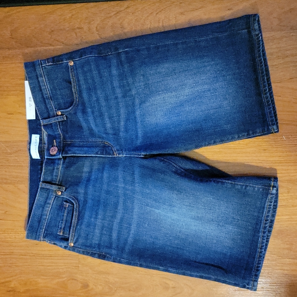 Loft classic 5 pocket dark wash denim stretch Bermuda shorts Size 6 28 New …